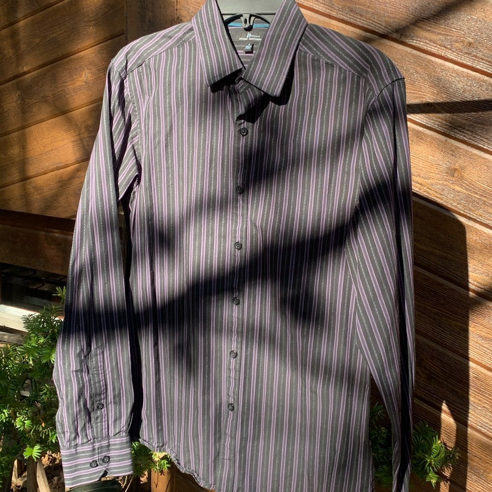 Men’s slim fit black and purple button down